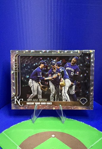 2025 topps series - series, 2
